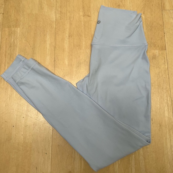 28” Align Pastel Blue Lululemon Leggings Size 8 - Picture 3 of 6